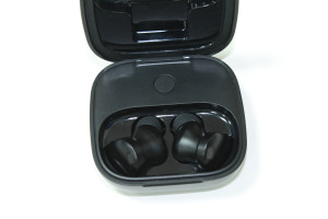 Bluetooth гарнитура Urban Vitamin Lakewood