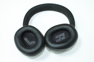 Bluetooth гарнітура JBL Live 660NC
