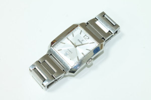 Часы кварцевые Festina