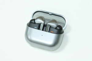 Bluetooth гарнитура Samsung Galaxy Buds 3 Pro (SM-R630)