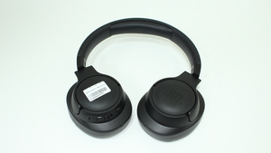 Bluetooth гарнитура JBL tune 710bt