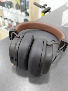 Bluetooth гарнитура Marshall Major IV