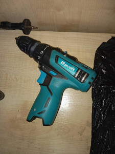 Шуруповерт аккумуляторный Revolt ID12Q+2АБ2ah+ЗУ