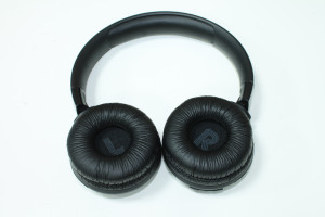 Bluetooth гарнітура JBL TUNE 520BT