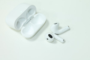 Bluetooth гарнітура Apple AirPods 4 (A3053, A3050, A3058)