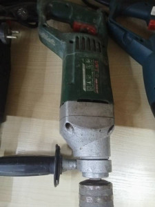 Дрель DWT SBM-1050 DT