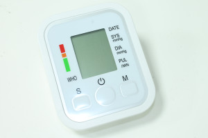 Тонометр Arm style blood monitor