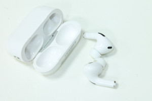 Bluetooth гарнітура Apple AirPods Pro 2nd generation A2700 (A2698, A2699) (Копія)