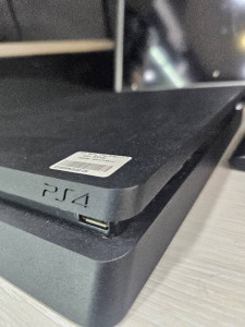 Ігрова консоль Sony PlayStation 4 Slim 500Gb