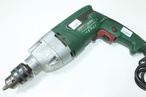 Дриль ударний DWT SBM-1050 VS
