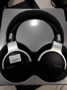 Bluetooth гарнитура AUSDOM E7
