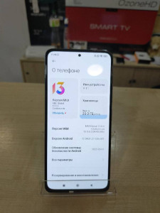 Мобільний телефон Xiaomi Mi 11i 8/128
