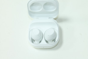 Bluetooth гарнитура Samsung Galaxy Buds FE SM-R400N