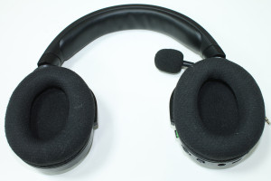 Bluetooth гарнітура Razer Barracuda X