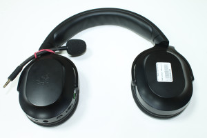 Bluetooth гарнітура Razer Barracuda X