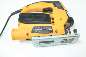 Електролобзик Maсhtz MJS-1050 B