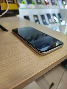 Мобільний телефон iPhone Xs 256GB
