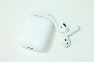 Bluetooth гарнитура Apple AirPods 2 A1602 (A2032 A2031)