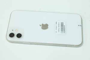 Мобільний телефон iPhone 11 128Gb