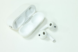Bluetooth гарнітура Apple AirPods Pro 2nd generation A2968 (A3047, A3048)