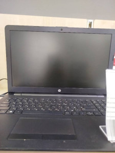 Ноутбук HP 15-ra022ur