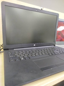 Ноутбук HP 15-ra022ur