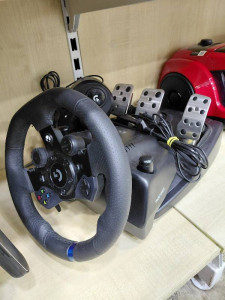 Кермо Logitech G923