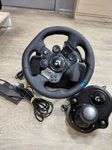 Кермо Logitech G923