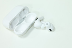 Bluetooth гарнітура Apple AirPods A2084 (Копія)