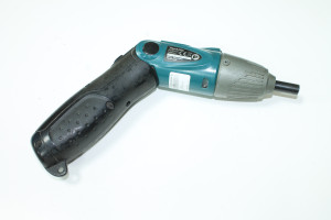 Отвертка аккумуляторная Makita 6723D