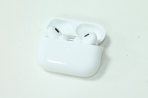 Bluetooth гарнітура Apple AirPods Pro 2nd generation A2968 (A3047, A3048)