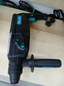 Перфоратор Revolt RH 1250Q