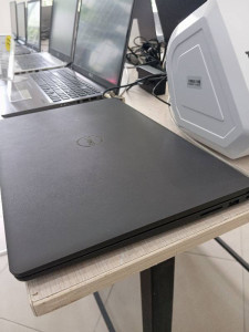 Ноутбук Dell Inspiron 15 3520