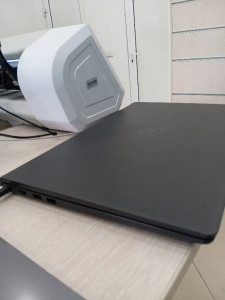 Ноутбук Dell Inspiron 15 3520
