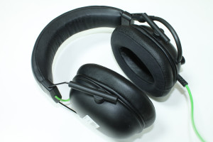 Навушники Razer RZ04