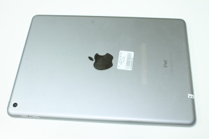 Планшет Apple IPad 5gen 128Gb Wi-Fi A1822