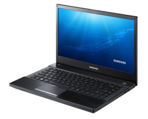 Ноутбук SAMSUNG NP300V4A