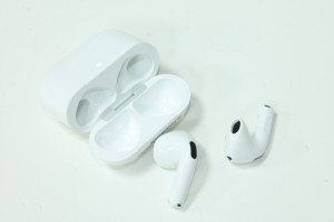 Bluetooth гарнітура AirPods 4 A3058 A3053 A3050