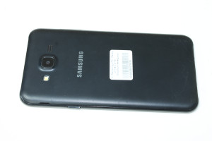 Мобильный телефон Samsung J701 Galaxy J7 Neo 2/16GB