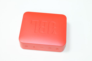Портативна акустика JBL Go Essential