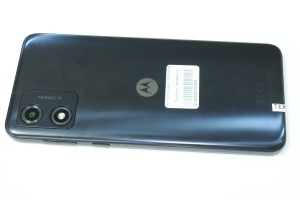 Мобильный телефон Motorola E13 2/64GB