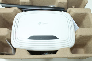 Wi Fi роутер TP-link TL-WR841N