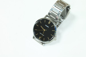 Часы кварцевые Casio MTP-VT01
