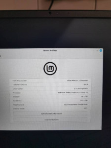 Ноутбук Dell Vostro 3520