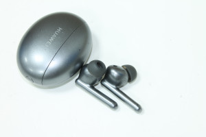 Bluetooth гарнітура HUAWEI FreeBuds 4i