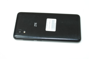 Мобільний телефон ZTE Blade L8 1/16GB