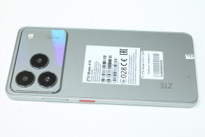 Мобільний телефон ZTE Blade A76 4/128GB
