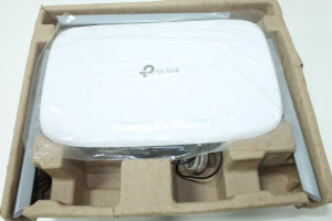 Wi-Fi роутер TP-Link EC220-F5