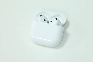 Bluetooth гарнітура Apple AirPods 4 (A3053, A3050, A3058)