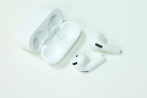 Bluetooth гарнітура Apple AirPods 4 (A3053, A3050, A3058)